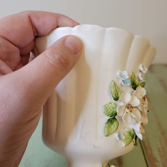 1950's Norcrest Dogwood or Cherry Blossom Flower Pedestal Vase - Picture 8 of 14